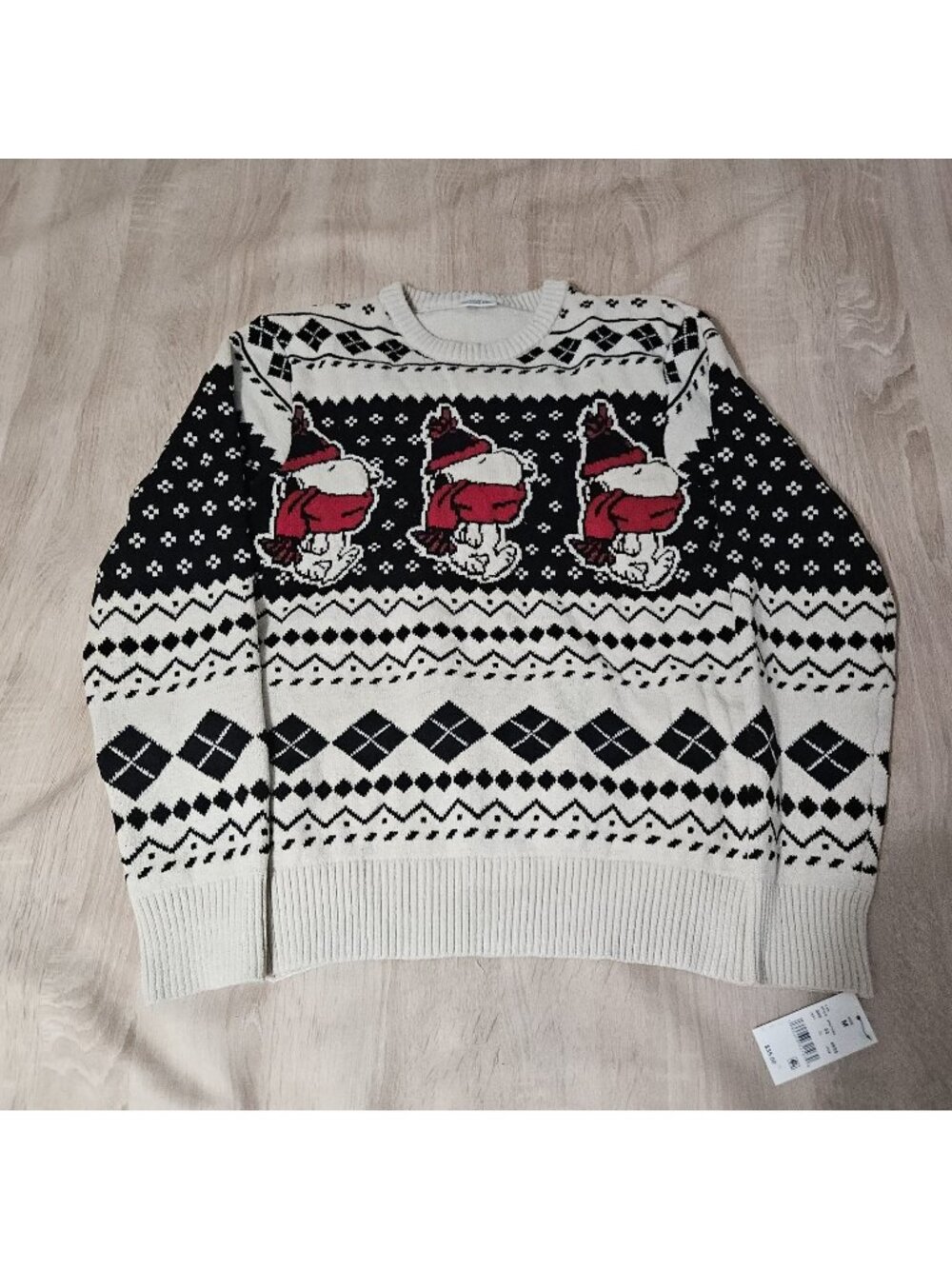 Men's M Snoopy Scarf Graphic Sweater Pullover Winter Ski